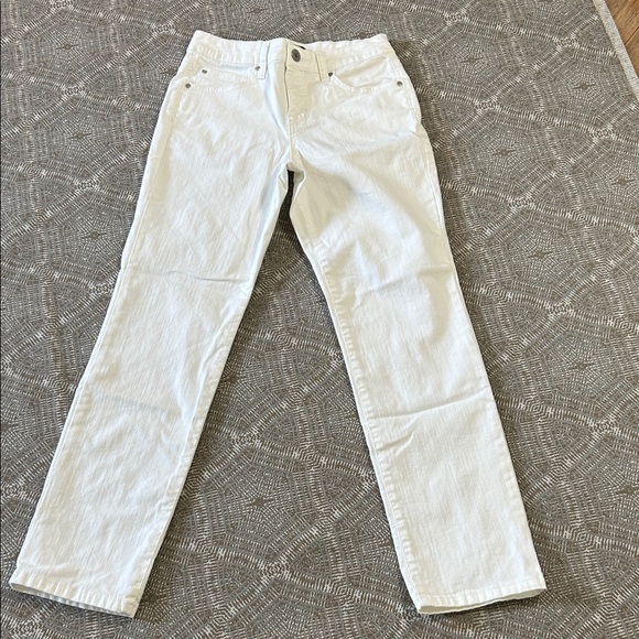 Bandolino Denim - Bandolino Mandie White Jeans